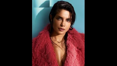 শরীরী কাম বাড়াতে খুলতে হবে 'অন্তর্বাস', যৌন আবেদনের চরম মুহূর্তে বড় সিদ্ধান্ত প্রিয়ঙ্কার