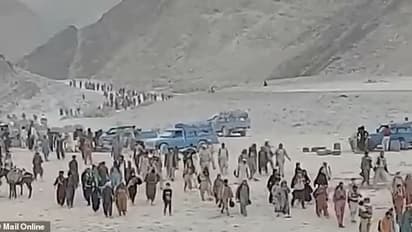 അഫ്ഗാന്‍ സ്വതന്ത്രമായെന്ന് താലിബാന്‍; മാതൃരാജ്യം ഉപേക്ഷിച്ച് പതിനായിരക്കണക്കിന് അഫ്ഗാനികള്‍