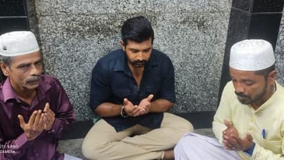 நாகூர் தர்காவிற்கு திடீர் விசிட் அடித்த அருண் விஜய்! இஸ்லாமியர்களுடன் சேர்ந்து தொழுகை செய்த புகைப்படம் வைரல்!