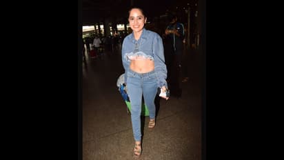 BIG Boss  আধ-খাওয়া ডেনিমে ব্রা-এর টুকিটুকি খেলা, উরফি জাভেদ-কে ভক্তের প্রশ্ন 'পোশাক কি ইঁদুরে খেল'