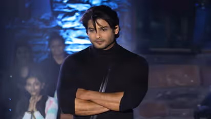 সিদ্ধার্থ শুক্লা কি মানসিক চাপে ছিলেন, মুম্বই পুলিশকে চাঞ্চল্যকর তথ্য দিল অভিনেতার পরিবার