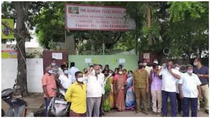 ஒன்றரை ஆண்டுகளாக சம்பளம் வழங்காத ஆஸ்ரம் பள்ளி... லதா ரஜினிகாந்தை கண்டித்து ஆர்பாட்டம்..!