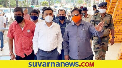 ಗೋವಾ ಸಿಎಂ ಬಂದ ತಕ್ಷಣ ಓಪನ್ ಆದ ಸವದತ್ತಿ ಯಲ್ಲಮ್ಮ ದೇವಾಲಯ!