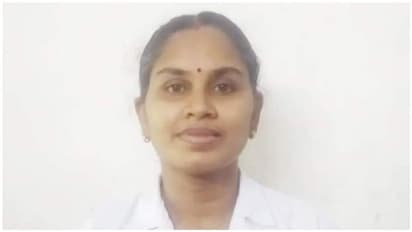 இந்த மனசுதான் கடவுள்... வாயோடு வாய் வைத்து... கொரோனா வந்த குழந்தையை உயிர்பெறச் செய்த நர்ஸ்..!