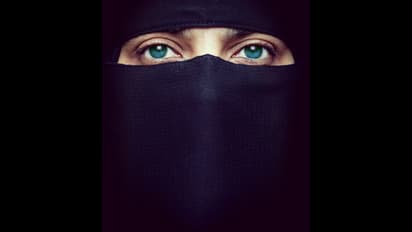 ఆఫ్గనిస్తాన్‌లో ఆడపిల్లలకు కొత్త రూల్  : పార్కులు, జిమ్‌లలోకి మహిళలకు నో ఎంట్రీ.. తాలిబన్ల హుకుం