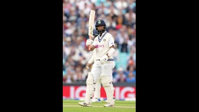 काउंटी क्रिकेट में डेब्यू करने से पहले चेतेश्वर पुजारा को लगा करारा झटका