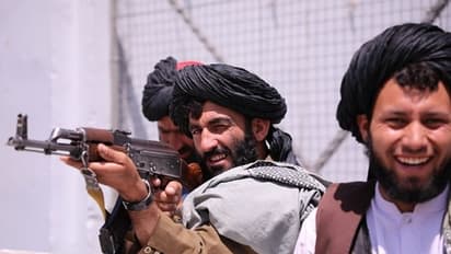 পেটে ছিল ছয় মাসের সন্তান, পরিবারের বাকিদের সামনেই গুলি করে মারল তালিবানরা