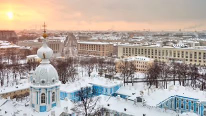 అలస్కా రాష్ట్రాన్ని అమెరికాకు రష్యా ఎందుకు అమ్మింది?