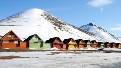 এখানে আঁধার নামে না, চলুন ঘুরে আসি বিশ্বের ১০টি জায়গায় যেখানে সূর্য কখনও অস্ত যায় না
