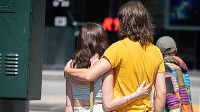 New Year Eve 2022: নববর্ষ শুরুর আগে সঙ্গীকে খুশি করতে ট্রাই করুন ৫ টি দুর্দান্ত সেক্স পজিশন