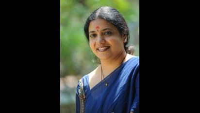 మెగా ఫ్యామిలీని విమర్శిస్తే వెలివేస్తారా, పార్టీలోనే ఉండి వెనుక గోతులు తవ్వితే.. బండ్ల గణేష్ చీప్ ట్రిక్స్