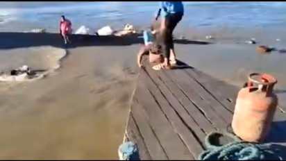 ಅಸ್ಸಾಂನಲ್ಲಿ ದೋಣಿ ದುರಂತ; 40 ಮಂದಿ ರಕ್ಷಣೆ, 100ಕ್ಕೂ ಜನ ನಾಪತ್ತೆ!