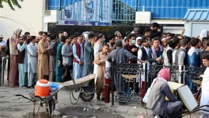 മുൻ അഫ്ഗാൻ ഉദ്യോഗസ്ഥരുടെ ബാങ്ക് അക്കൌണ്ടുകൾ മരവിപ്പിക്കാൻ താലിബാൻ ഉത്തരവ്