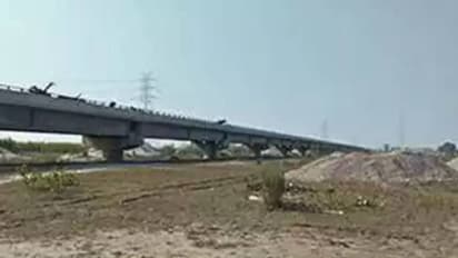 അതിഗംഭീരമായി പാലം പണിതു, എന്നാൽ, രണ്ട് വർഷം കഴിഞ്ഞിട്ടും ഉപയോഗശൂന്യം, കാരണമിത്...