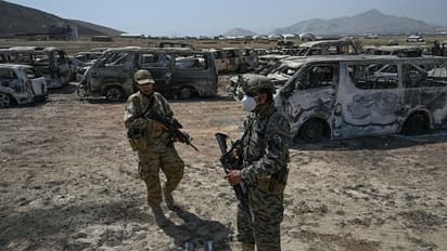 జమ్మూకశ్మీర్ లో ఎదురుకాల్పులు.. ముగ్గురు తీవ్రవాదులు హతం..