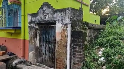 রবিনসন স্ট্রিটের ছায়া বাঁকুড়ায়, মেয়ের পচাগলা মৃতদেহ আগলে দিনযাপন মায়ের