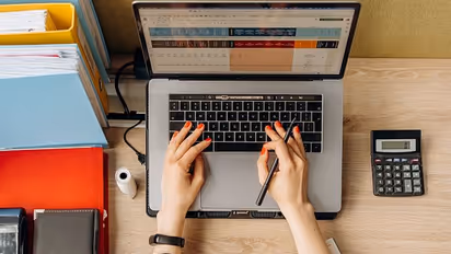 Karnataka 2nd PUC ; ಉತ್ತರ ಪತ್ರಿಕೆ ಪ್ರತಿ ಡೌನ್ಲೋಡ್‌ ಆಗದೆ ವಿದ್ಯಾರ್ಥಿಗಳ ಪರದಾಟ