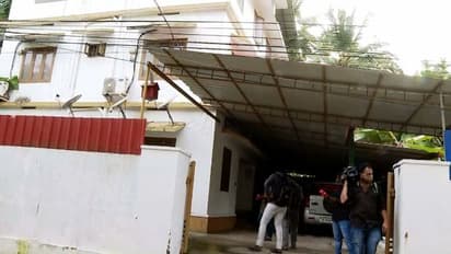 കോഴിക്കോട് കൂട്ടബലാത്സംഗം: 'ടിക്ടോക്' സൗഹൃദം പ്രണയമായി, 'ചതിക്കുഴി' അറിയാതെ യുവതിയെത്തി