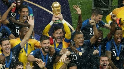 സസ്‌പെന്‍സ് പൊളിച്ച് വരാന്‍ ടീമില്‍, മധ്യനിരയില്‍ യുവതാളം; ഫ്രാന്‍സ് ലോകകപ്പ് സ്‌ക്വാഡ് പ്രഖ്യാപിച്ചു