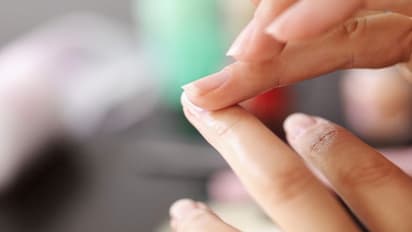 Nail Care : നഖം നോക്കി അസുഖങ്ങള്‍ മനസിലാക്കാം; അറിയേണ്ടതെല്ലാം...