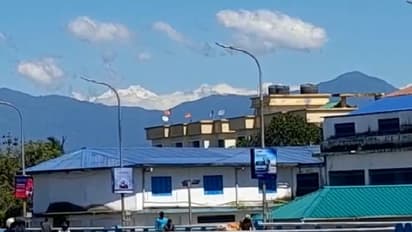 শিলিগুড়ি শহর থেকেই উঁকি মারছে কাঞ্চনজঙ্ঘা, দেখুন মন ভালো করা ছবি