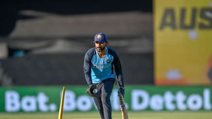 మీరు చెప్పేది? నేనెందుకు వినాలి...  కోచ్‌ని నిలదీసిన రవి అశ్విన్... ఆర్ శ్రీధర్ మరో సంచలనం...