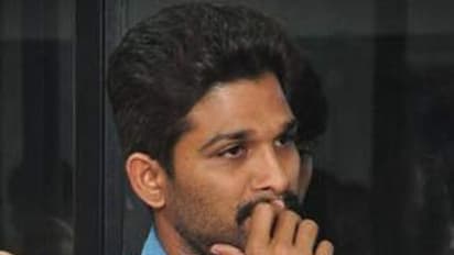 అల్లు అర్జున్ తో మహానటి...భారీ ప్లాష్ బ్యాక్