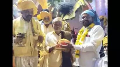 ക്ഷേത്രത്തിൽ നിന്നുമുള്ള തേങ്ങ ഭാഗ്യം കൊണ്ടുവരുമെന്ന് വിശ്വാസം, സ്വന്തമാക്കിയത് 6.5 ലക്ഷം രൂപയ്ക്ക്!