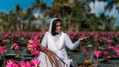 അപകര്‍ഷത കൊണ്ട് ജീവിതത്തില്‍ ഒന്നും നേടാനാകില്ല, തലയുയര്‍ത്തി തന്നെ നില്‍ക്കുക: ഡോ ഷാഹിന