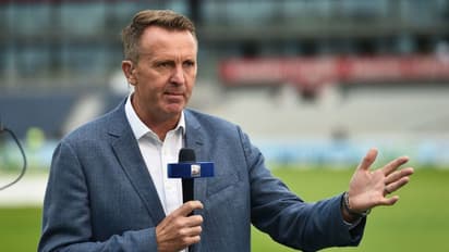 അയാള് ഏത് ക്യാപ്റ്റന്റെയും സ്വപ്ന ബൗളര്; ഇന്ത്യന് താരത്തെക്കുറിച്ച് ഡൊമനിക് കോര്ക്ക്