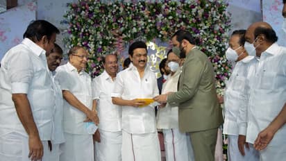 எல்லாவற்றையும் அதிமுகவிடம் வாங்கிக்கொண்டு திமுக வெற்றிக்கு உதவுகிறதா பாமக..? கடும் அப்செட்டில் எடப்பாடி..!