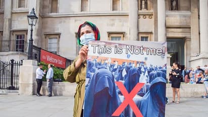 अफगानिस्तान में तालिबान शासन का महिलाओं पर कहर जारी: अब वीमेन मिनिस्ट्री खत्म, महिलाओं की नौकरियां छीनी