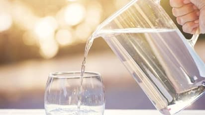 'കുടി ഓവര്' ആകേണ്ട; ഈ വീഡിയോ ഒന്ന് കണ്ടുനോക്കൂ...