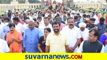 ಮೈಸೂರಿಗೆ ದಸರಾ ಗಜಪಡೆ ಆಗಮನ, ಸಾಂಪ್ರಾದಾಯಿಕ ಸ್ವಾಗತ