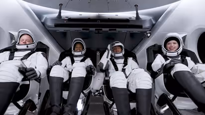 SpaceX Inspiration4 mission tourists return to earth after 3-day terrestrial excursion