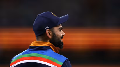 অধিনায়কত্ব ছাড়লেন কোহলি - তুলে দিয়ে গেলেন অনেক প্রশ্ন, বল এখন বোর্ডের কোর্টে