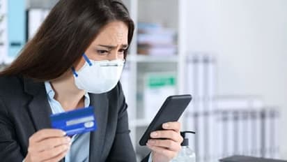 విద్యార్థుల ఖాతాలో కోట్ల రూపాయలు: పొరపాటున మీ ఖాతాలో డబ్బులు వస్తే ఏం చేయాలి ? ఆర్‌బి‌ఐ రూల్ ఏంటో  తెలుసా?