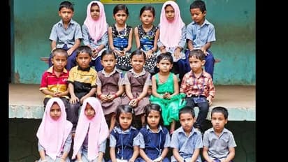 ভগবানের আপন দেশই রহস্যে মোড়া, এক আজব গ্রাম যেখানে মায়েরা যমজ সন্তান প্রসব করে