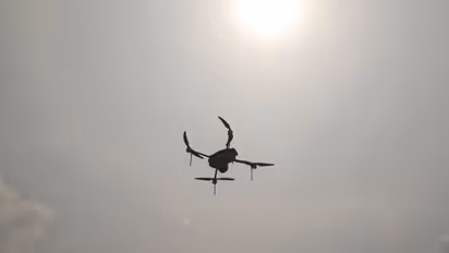 പഞ്ചാബിലെ ഇന്ത്യ-പാക് അതിർത്തിക്ക് സമീപം വീണ്ടും ഡ്രോൺ സാന്നിധ്യം