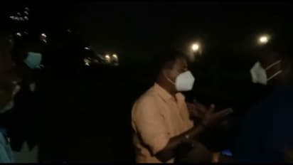 'പയ്യാമ്പലം സ്മശാനത്തിൽ  മൃതദേഹം സംസ്കരിക്കാൻ ബന്ധുക്കൾ നൽകുന്ന സാധനങ്ങൾ ജീവനക്കാർ മോഷ്ടിക്കുന്നു'; പരാതി