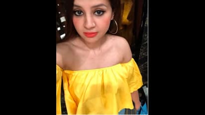 IPL 2021 - সাক্ষীই ভারতীয় ক্রিকেটের 'সেলফি কুইন', দেখুন ধোনীর স্ত্রীর ১০ উষ্ণতম নিজস্বী