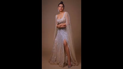 நாக சைதன்யாவை கழட்டி விட்டுட்டு கீர்த்தி சுரேஷ்... த்ரிஷாவுடன் செம்ம பார்ட்டி பண்ணும் சமந்தா!! வைரல் போட்டோஸ்!