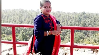 शॉकिंग क्राइम: पत्नी का फेसबुक पेज देखते ही सुधबुध खो बैठा पति, फिर बीवी को दी दिल दहला देने वाली मौत