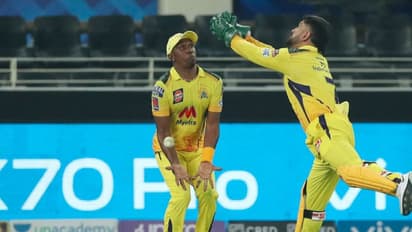 कैप्टन कूल को भी आता है गुस्सा, पहले नहीं देखा होगा धोनी का ये अंदाज