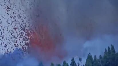 స్పెయిన్‌లో బద్ధలైన అగ్నిపర్వతం.. ఇళ్లలోకి వచ్చిన లావా.. 5వేల మంది తరలింపు