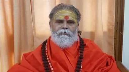 अखाड़ा परिषद के अध्यक्ष महंत नरेंद्र गिरि की मौत, फंदे से लटकता मिला शव..सुसाइड नोट में शिष्य का नाम