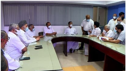 നാര്ക്കോട്ടിക്ക് ജിഹാദ് വിവാദം; ചര്ച്ചയ്ക്ക് മുന്കൈ എടുക്കാതെ സര്ക്കാര്, അവസരമാക്കാന് കോണ്ഗ്രസ്