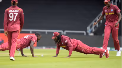 യൂണിവേഴ്സല് ബോസ് മാത്രമല്ല, യൂണിവേഴ്സല് ഷോ മാനും, ഗെയ്ലിന്റെ പിറന്നാളിന് അപൂര്വ വീഡിയോ പങ്കുവെച്ച് ഐസിസി