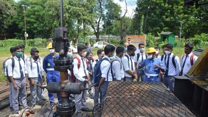 ಭೂಮಿಯಾಳದಿಂದ ತೈಲ ತೆಗೆಯುವ ಭಾರತೀಯ ತೈಲ ನಿಗಮದ ಕಾರ್ಯಕ್ಷೇತ್ರಕ್ಕೆ ವಿದ್ಯಾರ್ಥಿಗಳ ಭೇಟಿ!