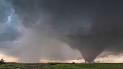 అమెరికా: కెంటుకీలో టోర్నడో బీభత్సం.. 50 మందికిపైగా మృతి, ఇంకా పెరిగే అవకాశం